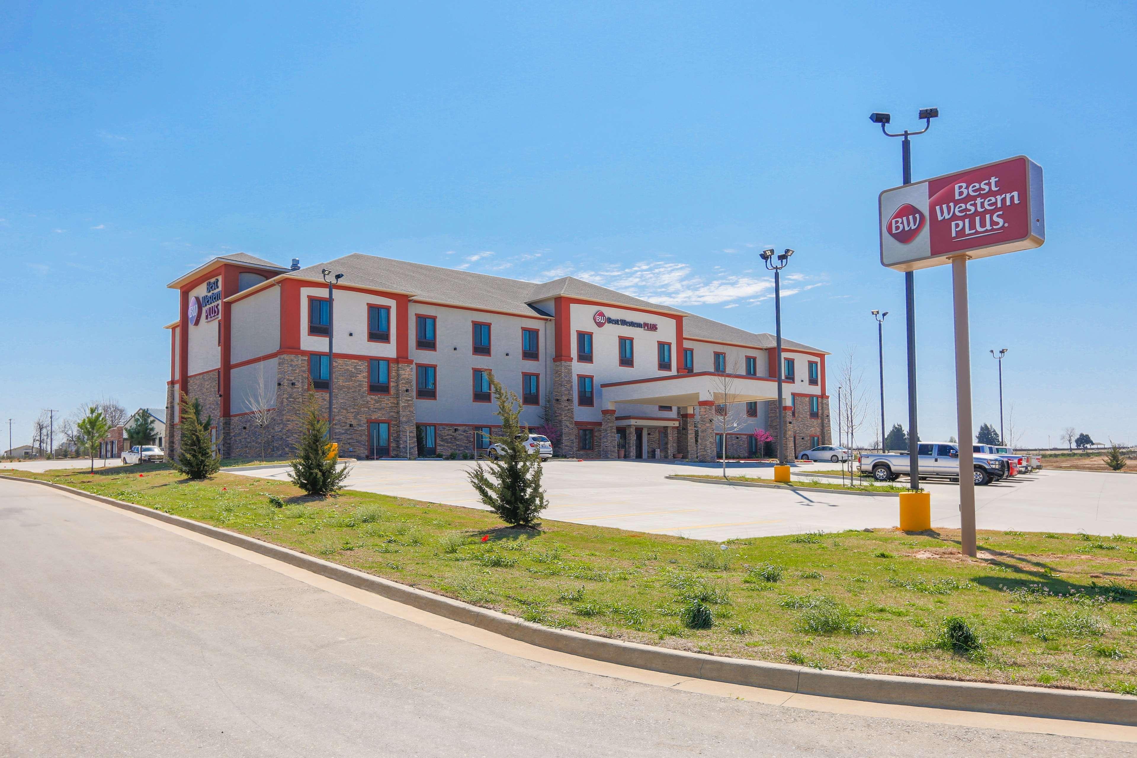 Best Western Plus Wewoka Inn & Suites Экстерьер фото