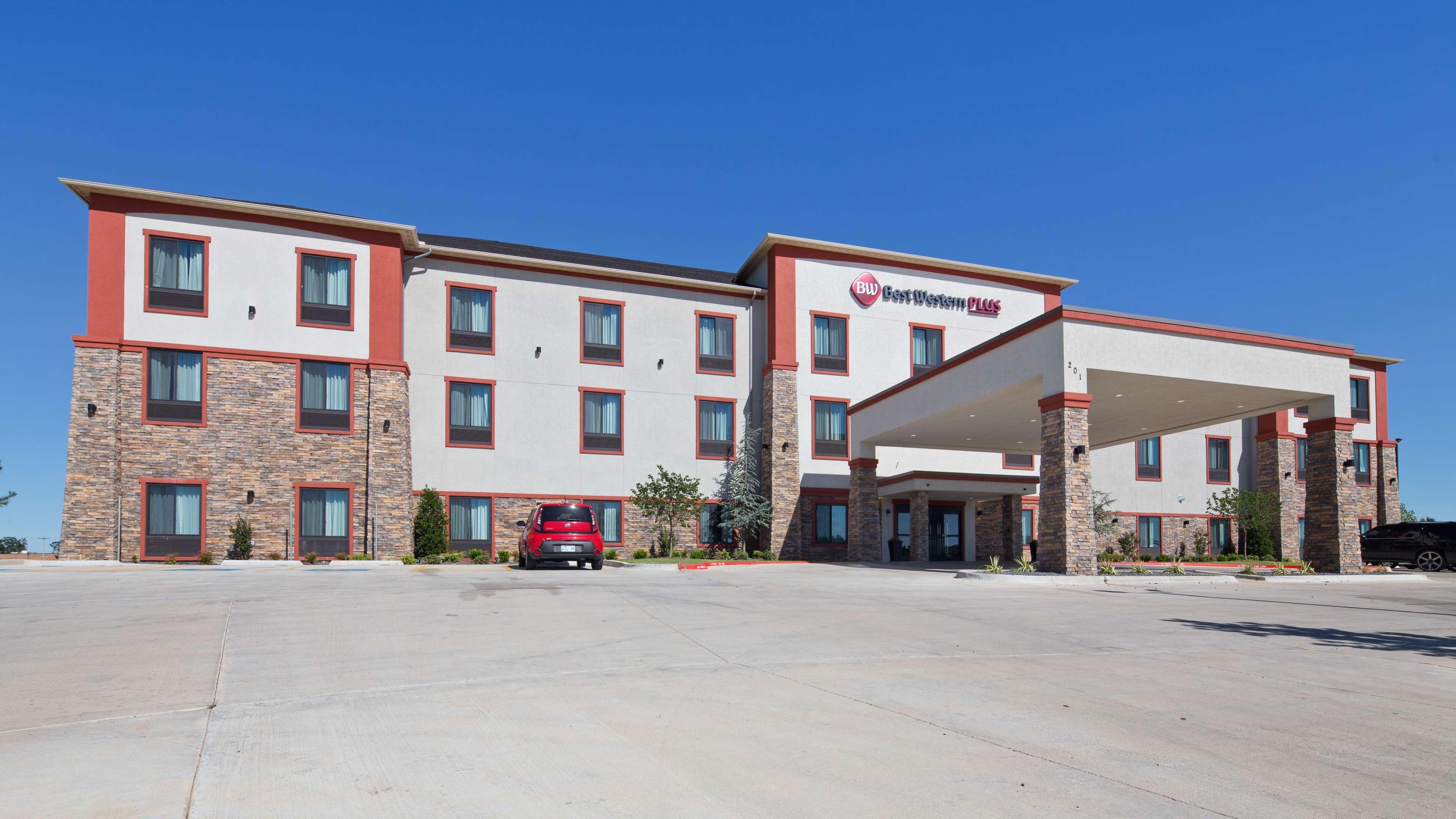 Best Western Plus Wewoka Inn & Suites Экстерьер фото